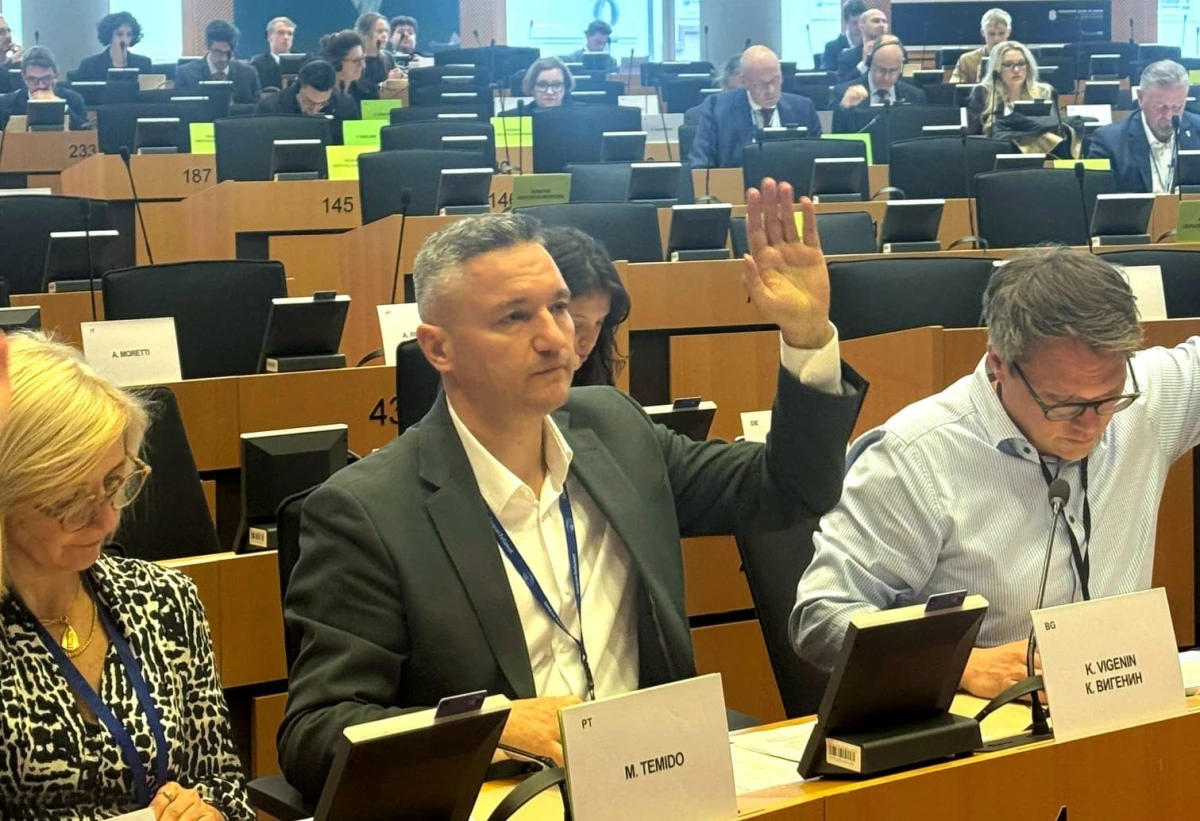 Европейският парламент приема промени в регламентите за химикалите Опростяването на правилата
