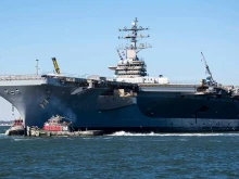 Пожар избухна на самолетоносача USS Dwight D. Eisenhower