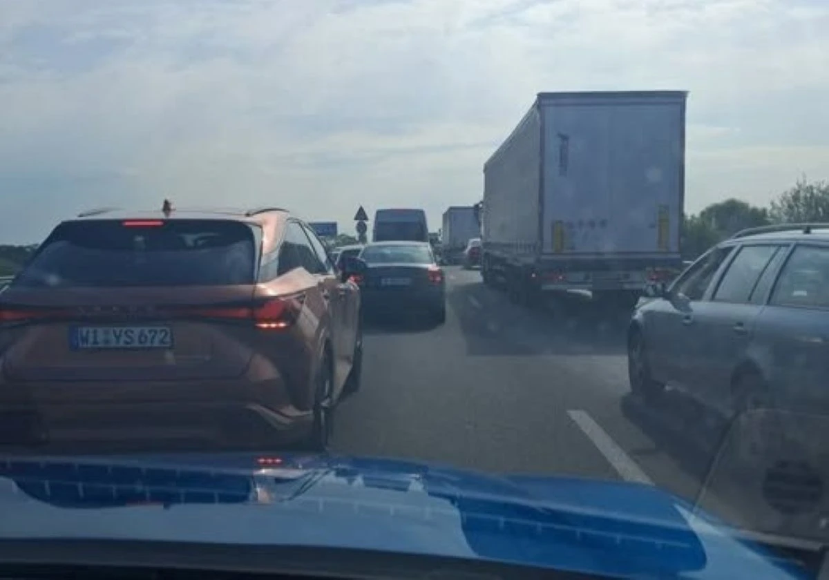 Движението по АМ Тракия преди Пловдив посока Бургас е ограничено