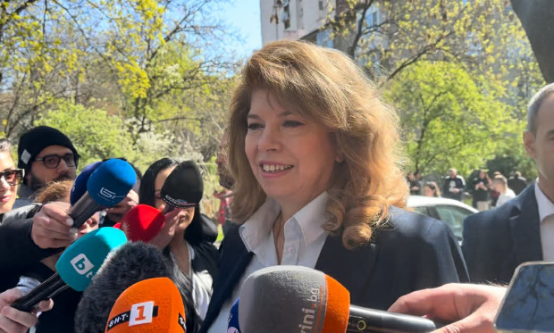 Президентът Йотова: Гласувах за грижа за най-уязвимите, те едва свързват двата края
