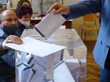 Сложиха край на изборния ден във Веикотърновско, секциите затвориха точно в 20:20 часа