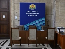 Данни на ЦИК към 12 часа: "Прогресивна България" с 44.72%, ГЕРБ - 13.39%, а ПП-ДБ са трети с 12.81%