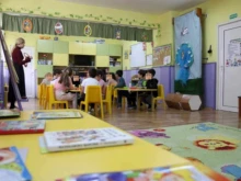ВАС спря спорна промяна: Правилата за медсестри в яслите в София остават