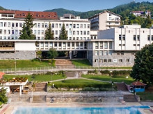 Медицински специалисти от страната обсъждат в Баните новите стандарти в рехабилитацията и грижата за пациента