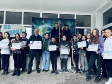 Урок по родолюбие: СУ "Н. Вапцаров" в Пловдив оживи духа на Априлското въстание