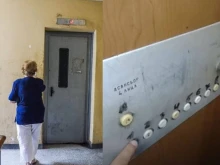 Решиха проблема със старите асансьори
