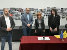 Момент за историята! Валидираха пощенска марка "100 години Локомотив Пловдив"