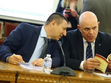 Край на ерата "Сарафов": Как се стигна до оставката на главния прокурор? 