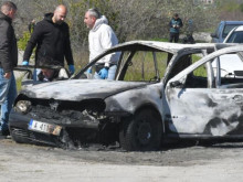 Трагедия край Поморие: Откриха тяло на 29-годишна жена в опожарен автомобил