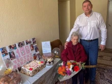 Кричим почете празника на столетницата баба Йона