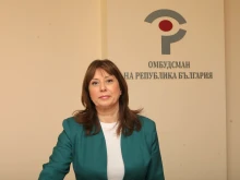 Велислава Делчева препоръча възможност за преразглеждане на оценките от матурите при ясни правила