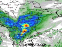 Температурите рязко падат до часове, възможно е да превали сняг