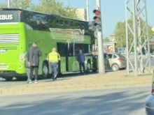 Сблъсък между автобус на FlixBus и лек автомобил в Пловдив