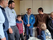 Напук на мрака, с идването на "Бригада нов дом", светлината в този дом ще се появи