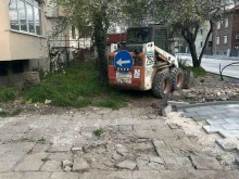 Улицата, която трябваше да е готова за Коледа, още не е