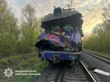 Влак в Украйна дерайлира, има жертви