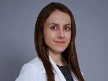 Гинеколог: На около 11 г. идва първата менструация, ако липсва - има причини