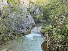 Жена счупи крак на Хотнишките водопади, наложи се намеса на пожарникари