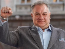"Отстраниха всичко, което беше за отстраняване": Оперираха д-р Мирослав Ненков