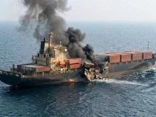 Товарен кораб се запали край бреговете на ОАЕ