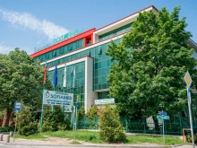 Умна медицина: "Софиямед" посреща 14-тата си годишнина с 2-ри робот