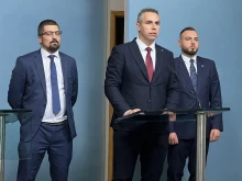 "Възраждане" поиска връщане на българския лев и падане на санкциите срещу Русия