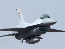 ������ ����������� F-16 �� �������� � ������ �� 6 ���