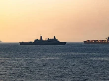 Операцията по извеждането на кораби от Ормузкия проток с военен ескорт временно спряна от Тръмп