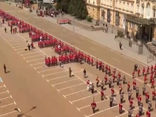 Млади гвардейци от цялата страна тръгват на първия си Национален преглед