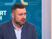 Инфекционист за хантавируса: Следете за висока температура, силна отпадналост, мускулни болки, гадене и коремни оплаквания