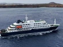 Корабът на ужаса: MV Hondius акостира в Тенерифе