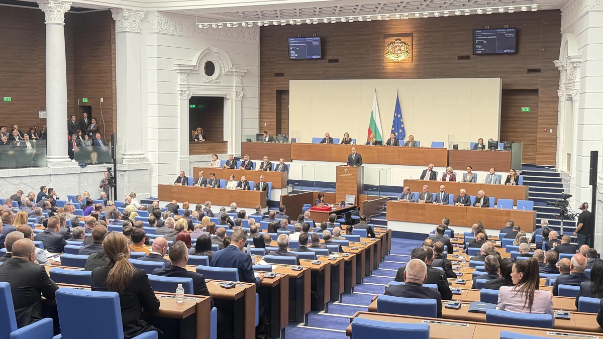 Народно събрание избра Румен Радев за премиер 