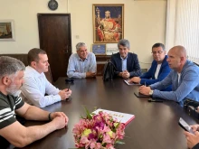 Пенчо Милков обсъди с президента на федерацията по лека атлетика строежа на модерна зала в Русе