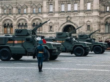 CNN: Парадът за Деня на победата в Москва е най-скромният в историята на...