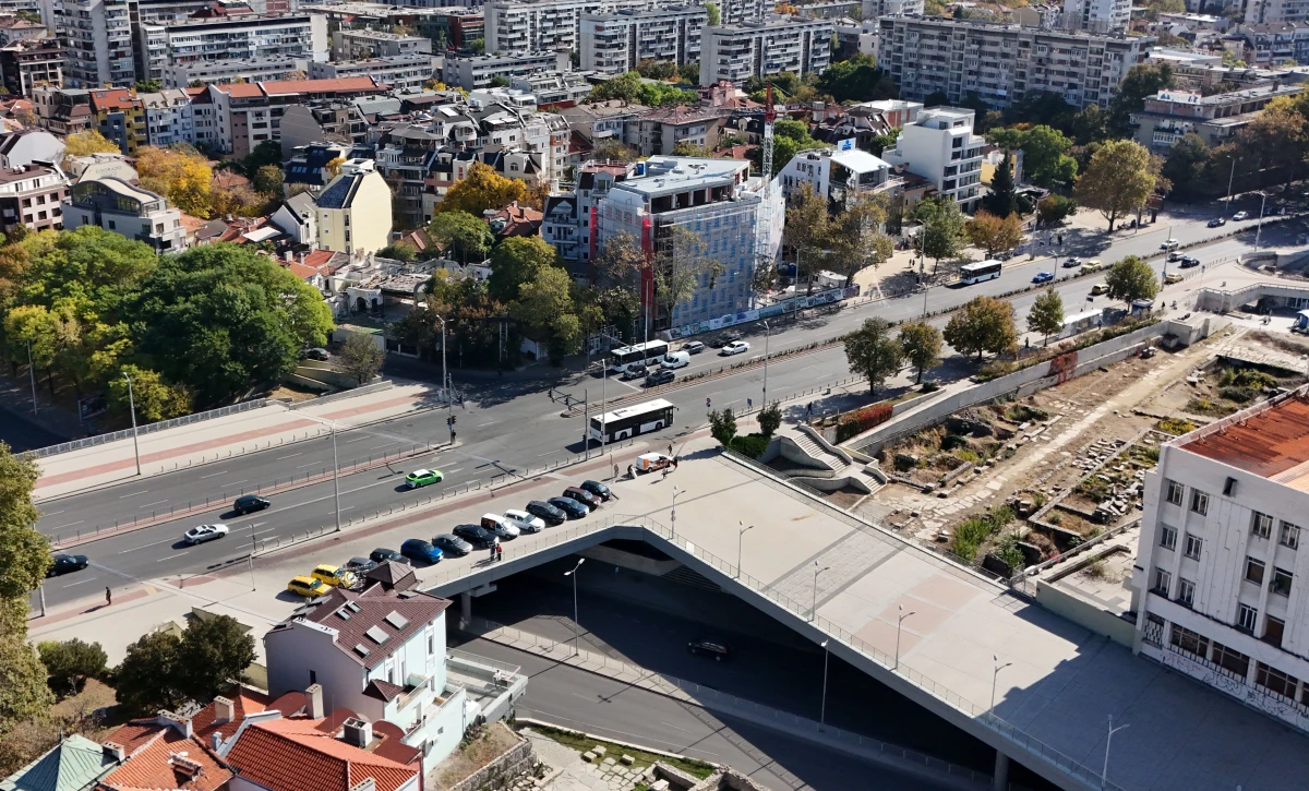 Десетки затворени улици и булеварди в Пловдив
