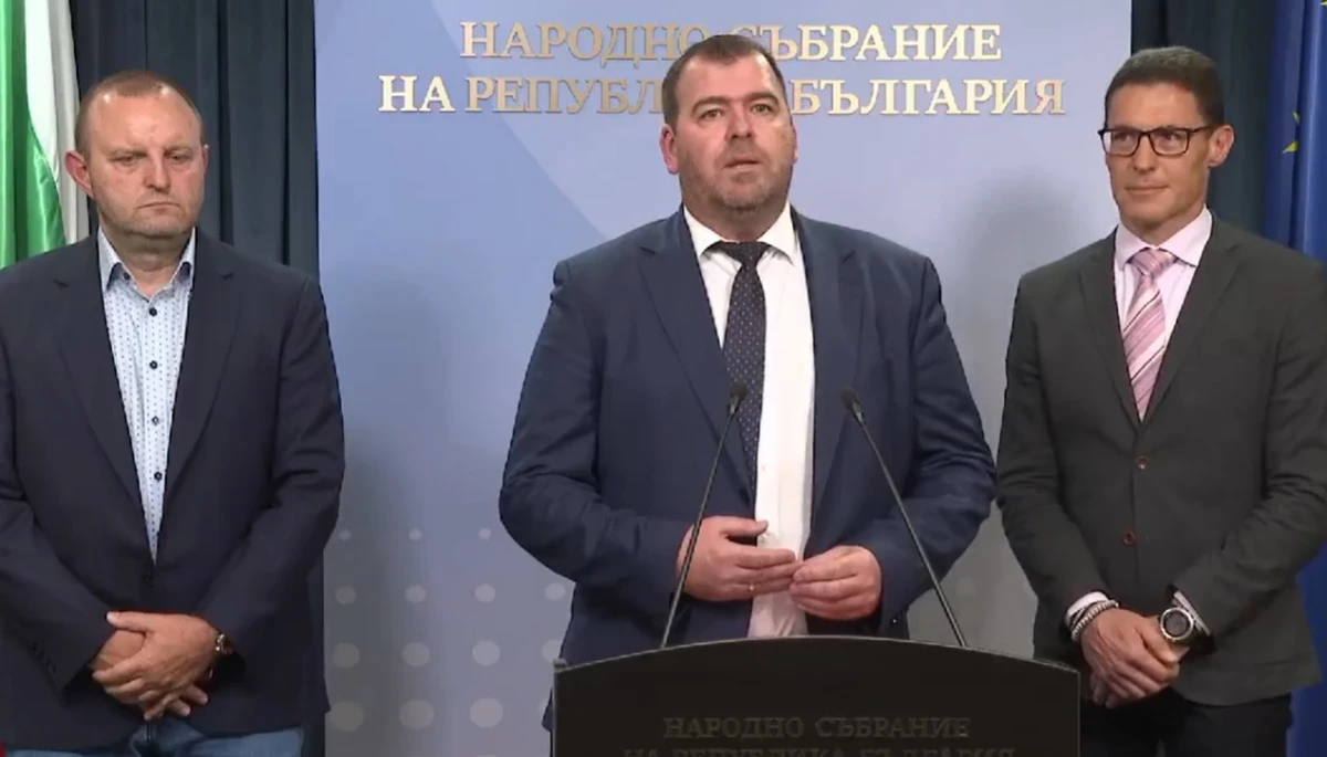 "Прогресивна България" внася в парламента първия пакет законопроекти срещу високите цени