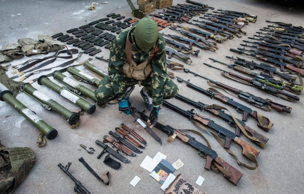 Frontex алармира: Висок риск Украйна да наводни Европа с оръжия след края на войната