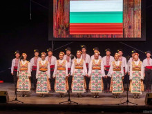 ПФА "Нашенци" с емоционален спектакъл за силата на българския фолклор