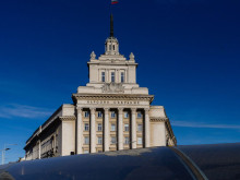Депутатите решават за мерките срещу високите цени и спекулата