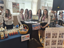 Седем училища показаха модерно обучение и STEM среда в Казанлък