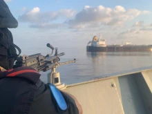 Неизвестни лица са отвлекли кораб край бреговете на ОАЕ