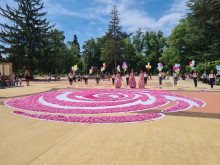 53-тата Царица Роза на Казанлък ще бъде представена пред общността с флашмоб