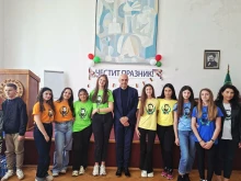 Интересни факти за живота на Христо Ботев разказа пред ученици от Садово Боян Ботйов