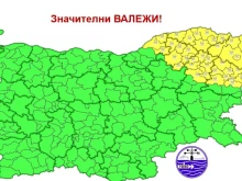 Жълт код за интензивни валежи за шест области в неделя