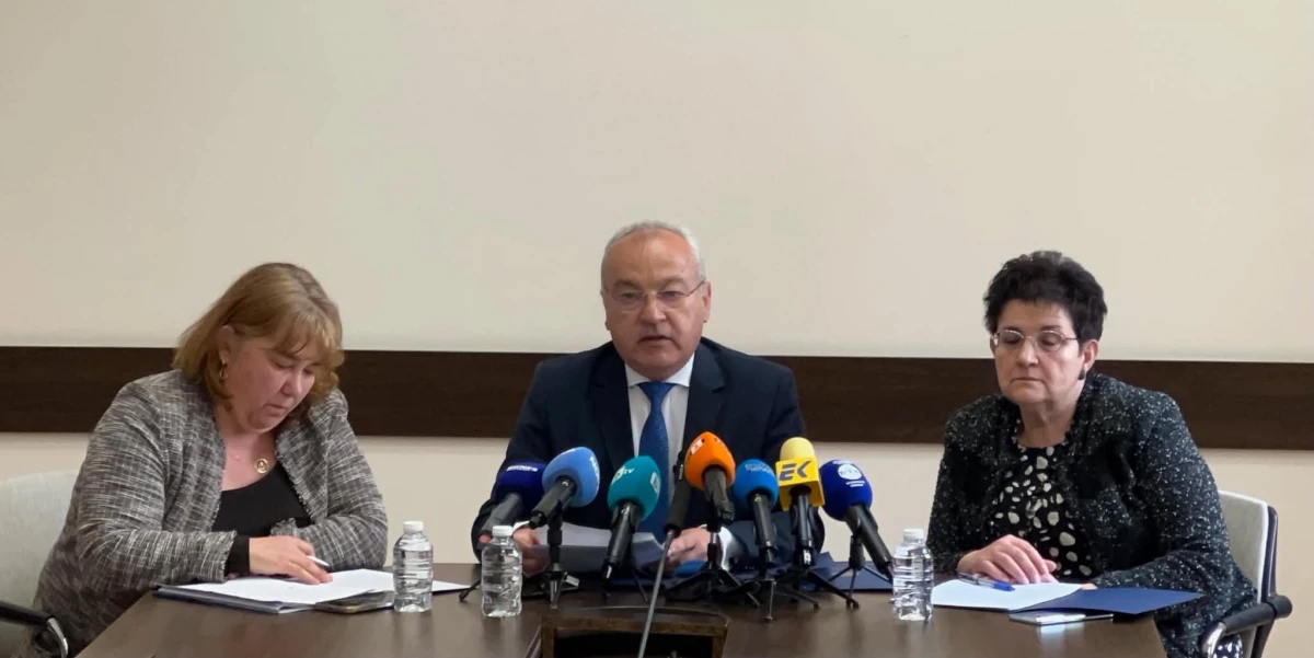 Донев: Ще правя бюджета "перо по перо" - данъците остават без промяна, увеличаваме пенсиите с 7,8%