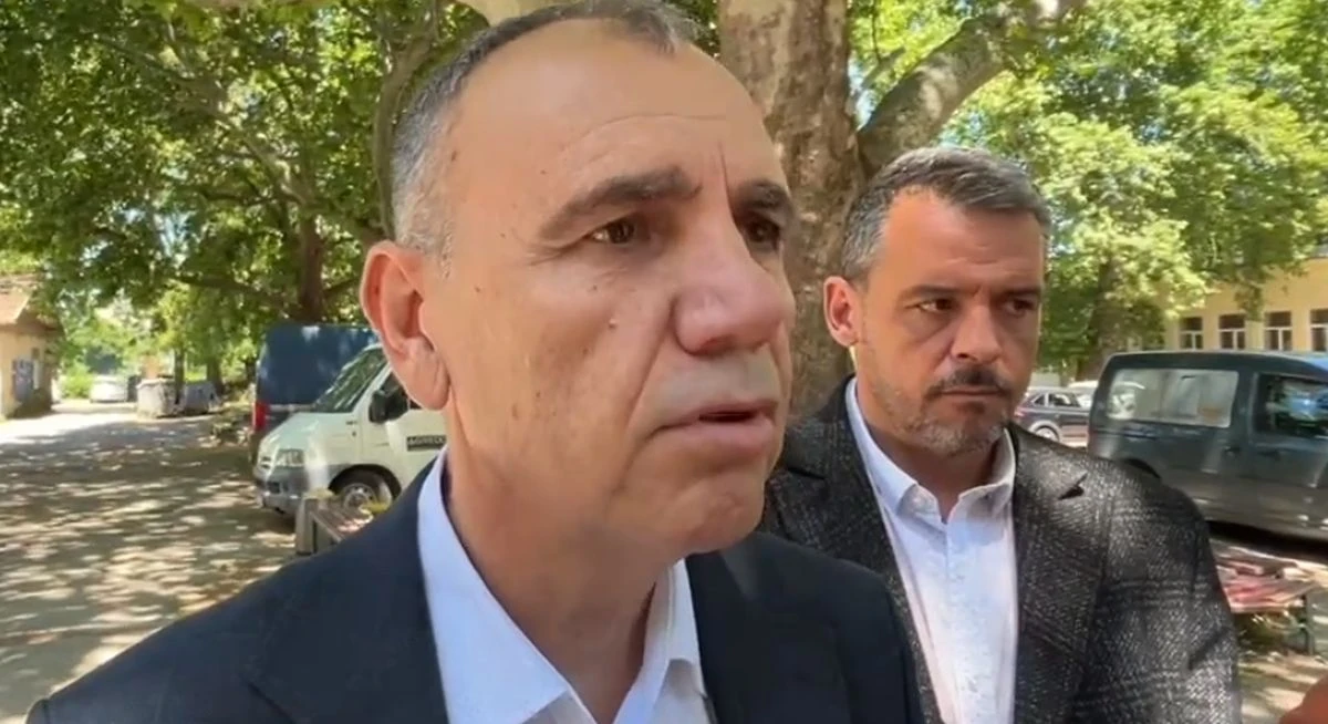 Строителят на Хуманитарната: Някой е правил ремонти, абсурдни за паметник на културата