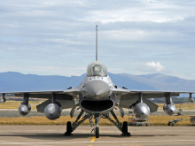 ������� � ������ �� ��������: �������� ����������� F-16�