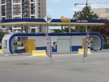 Самообслужване с проблем: Пловдивчанин остана без гориво и без пари