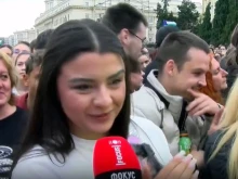 "Очаквахме BANGARANGA да спечели още от първия момент": Хиляди фенове посрещнаха DARA в София