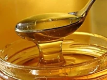 Медът - любим продукт в България, но произходът му често остава неясен